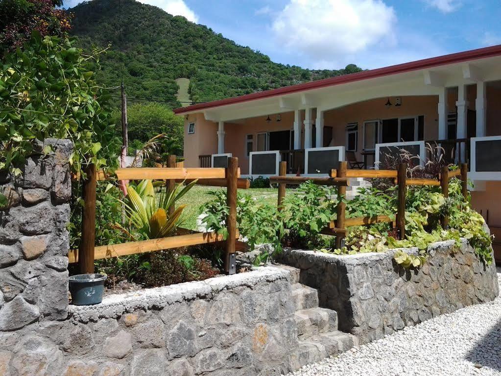 Hotel Mountain View La Gaulette Esterno foto